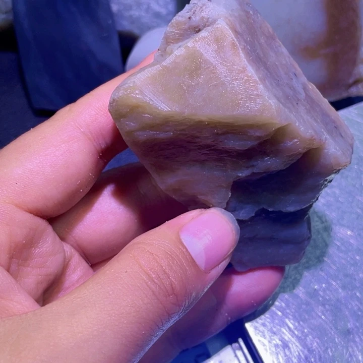 和田玉未镶嵌珠宝半成品