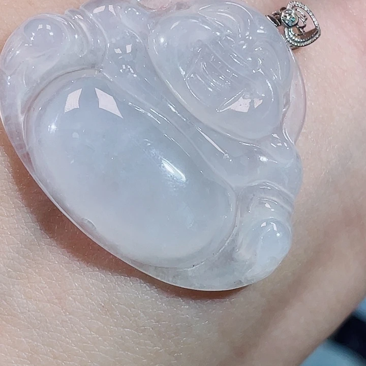 颈饰18K金镶嵌翡翠佛公