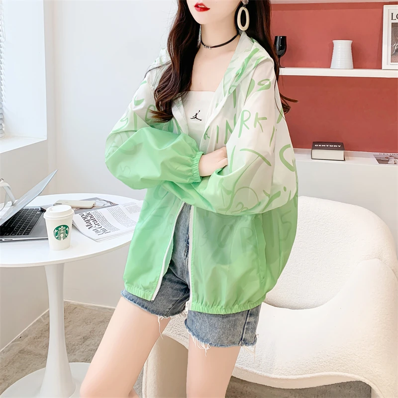 网红渐变防晒衣女夏季薄款中长款2025新款宽松设计感休闲百搭外套