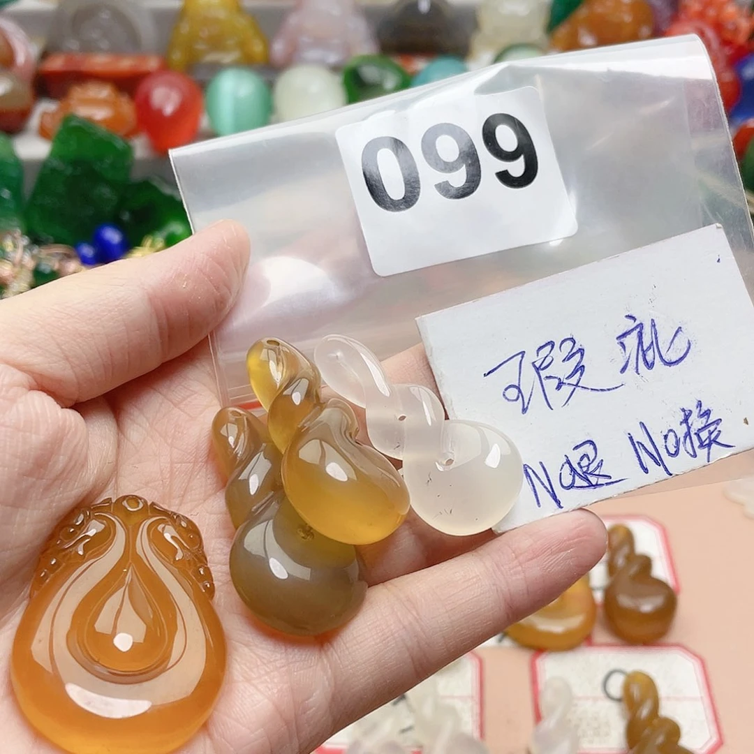 合金颈饰玛瑙/玉髓老*V