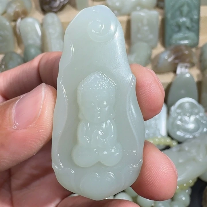 和田玉颈饰未镶嵌