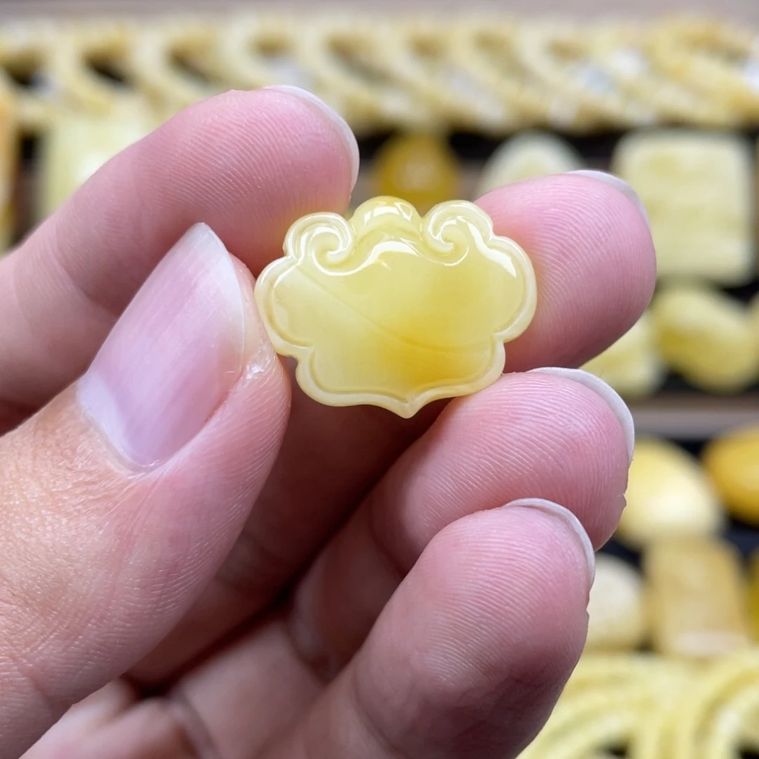 琥珀未镶嵌裸石琥珀蜜蜡