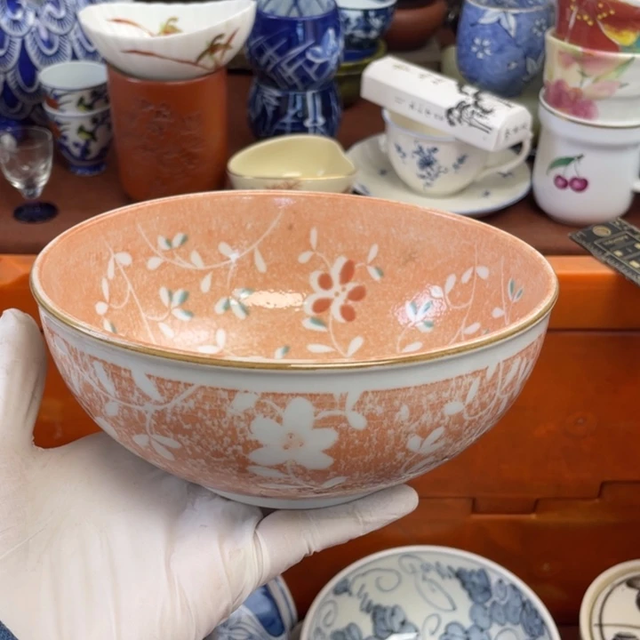 他家瓷器真美…开播了