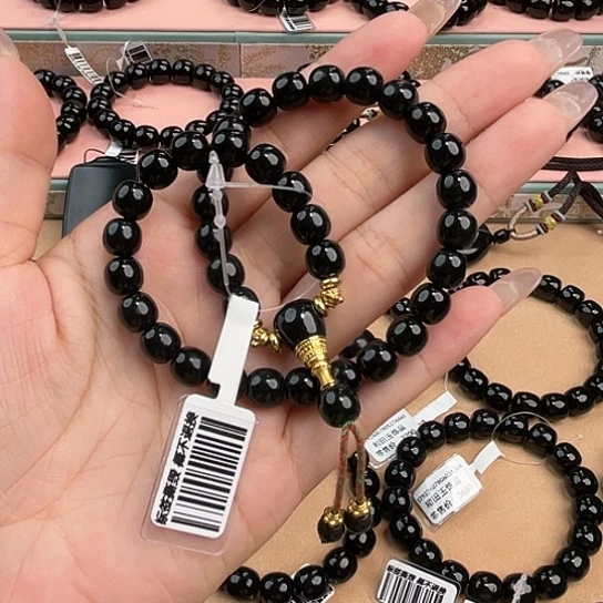 谢***俊和田玉未镶嵌颈饰