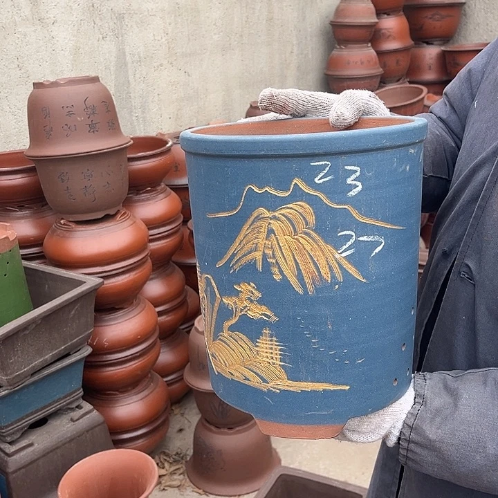 紫砂紫砂花盆和小