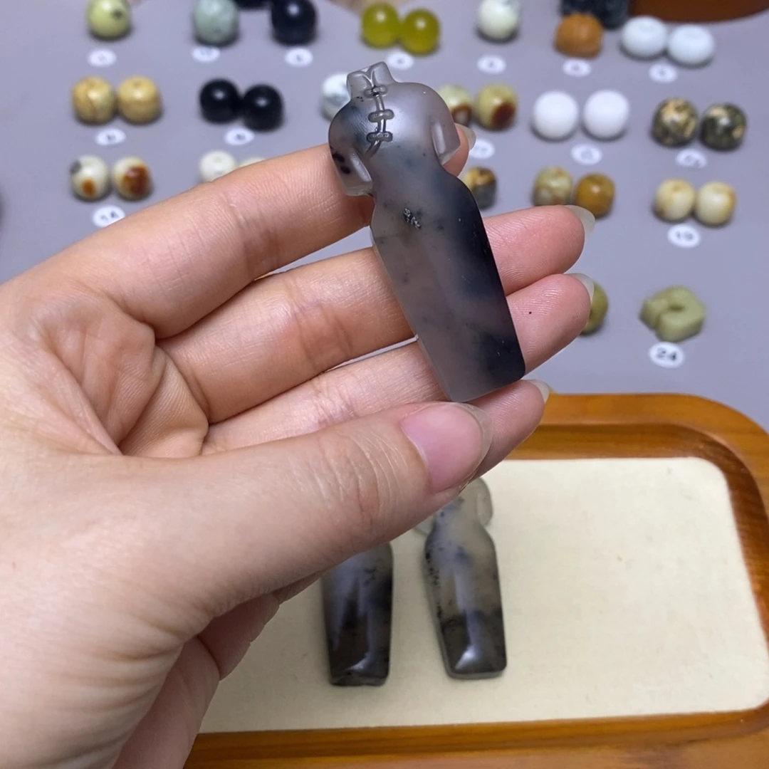 蛇纹石玉配饰合金?***风