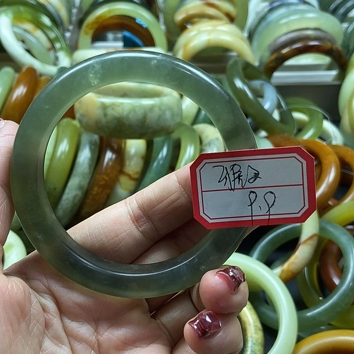 蛇纹石玉手镯未镶嵌雅*