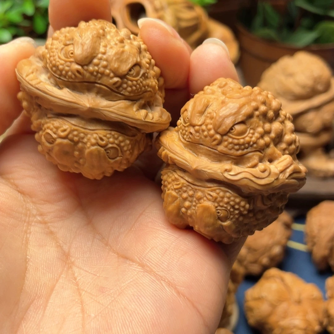 丹**苑金蝉蛤蟆头核桃雕刻核桃39