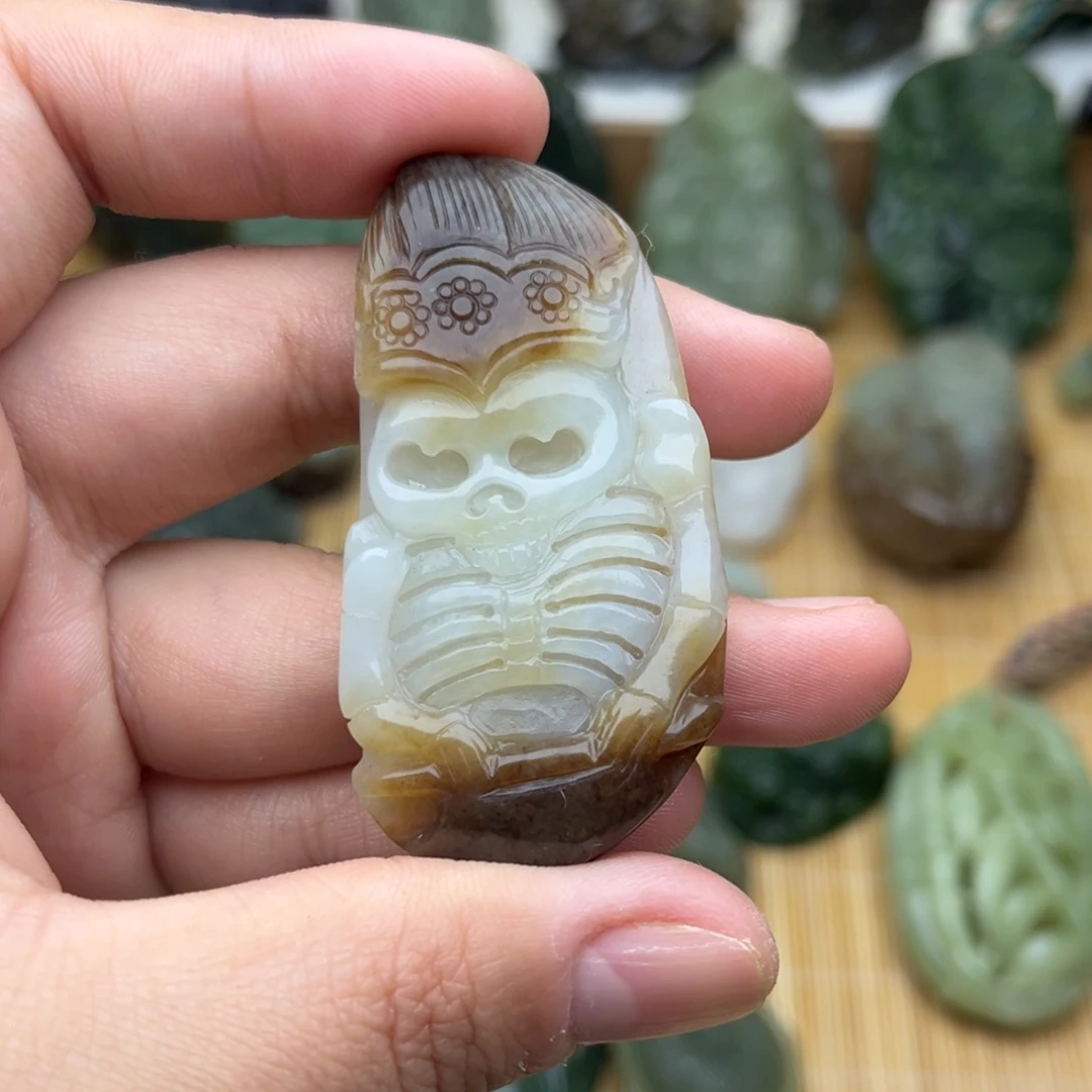 和田玉颈饰未镶嵌德****福