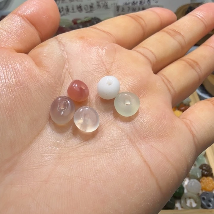 和田玉未镶嵌珠宝半成品