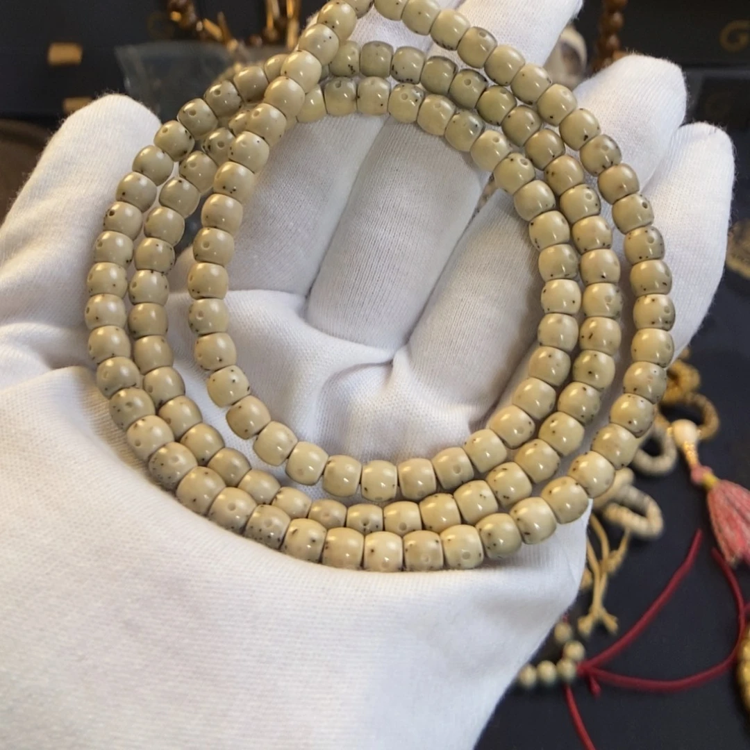 星月菩提吊坠正月通体绿包白108直切鼓珠6✖️5