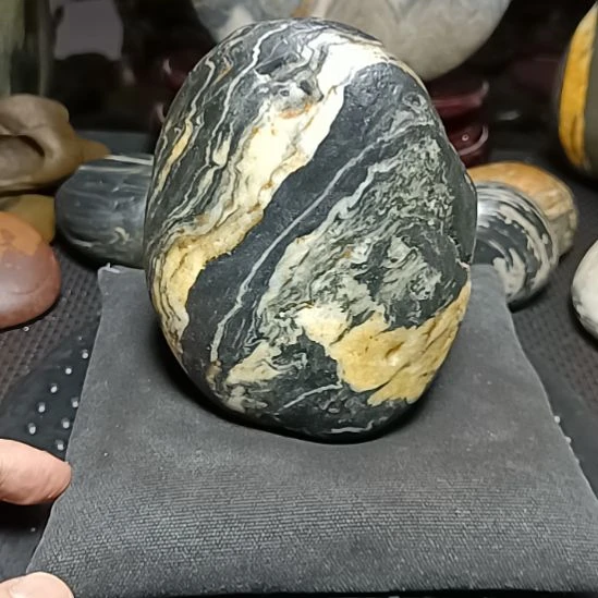 新疆金丝玉原石国画