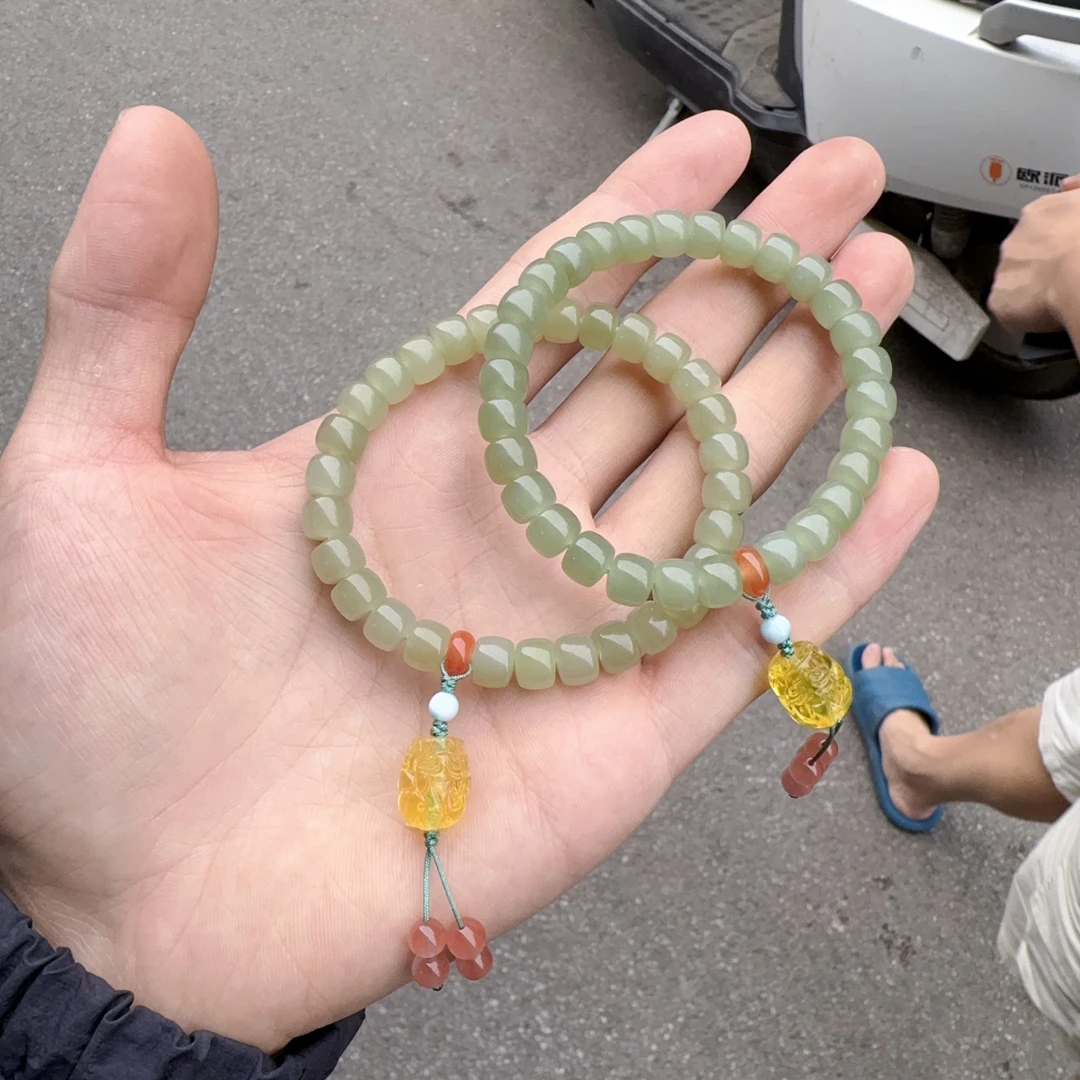 天然和田玉直切手串约6x7mm多样性拍一发一j