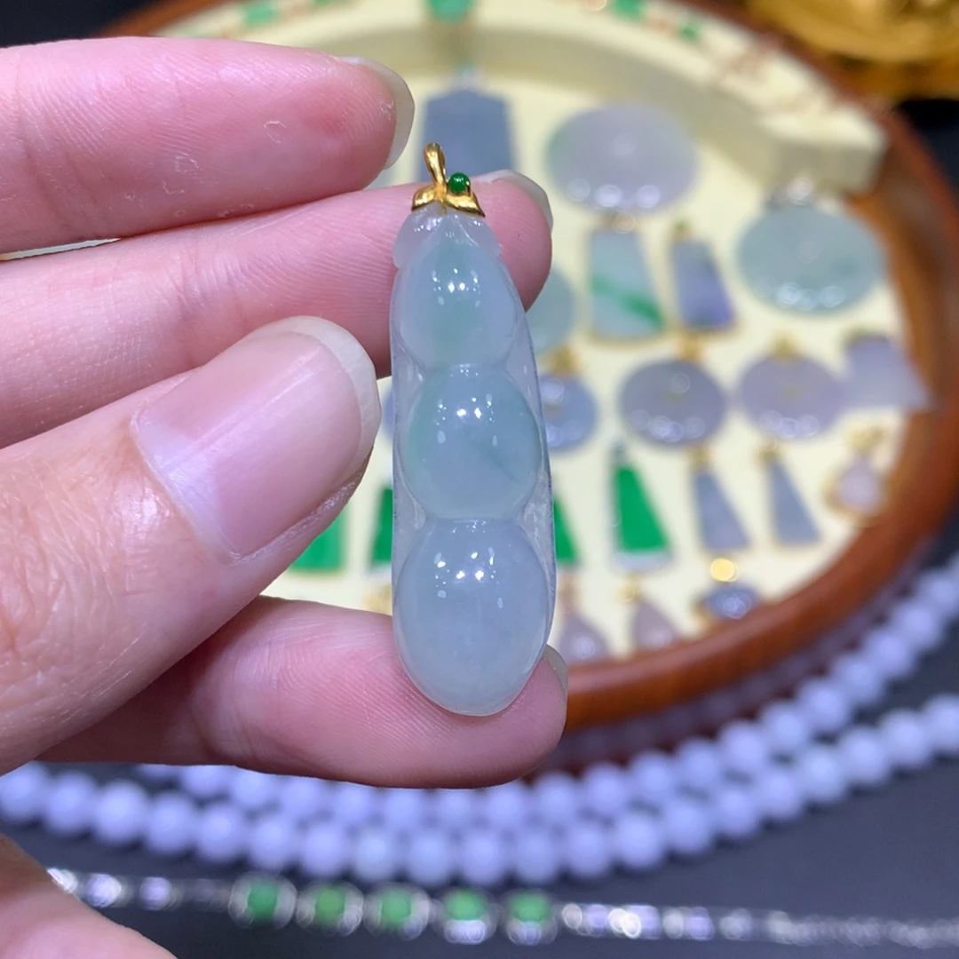 翡翠吊坠(不含链)18K金镶嵌