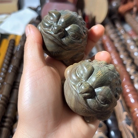木绿檀金蟾一对逗逗逗