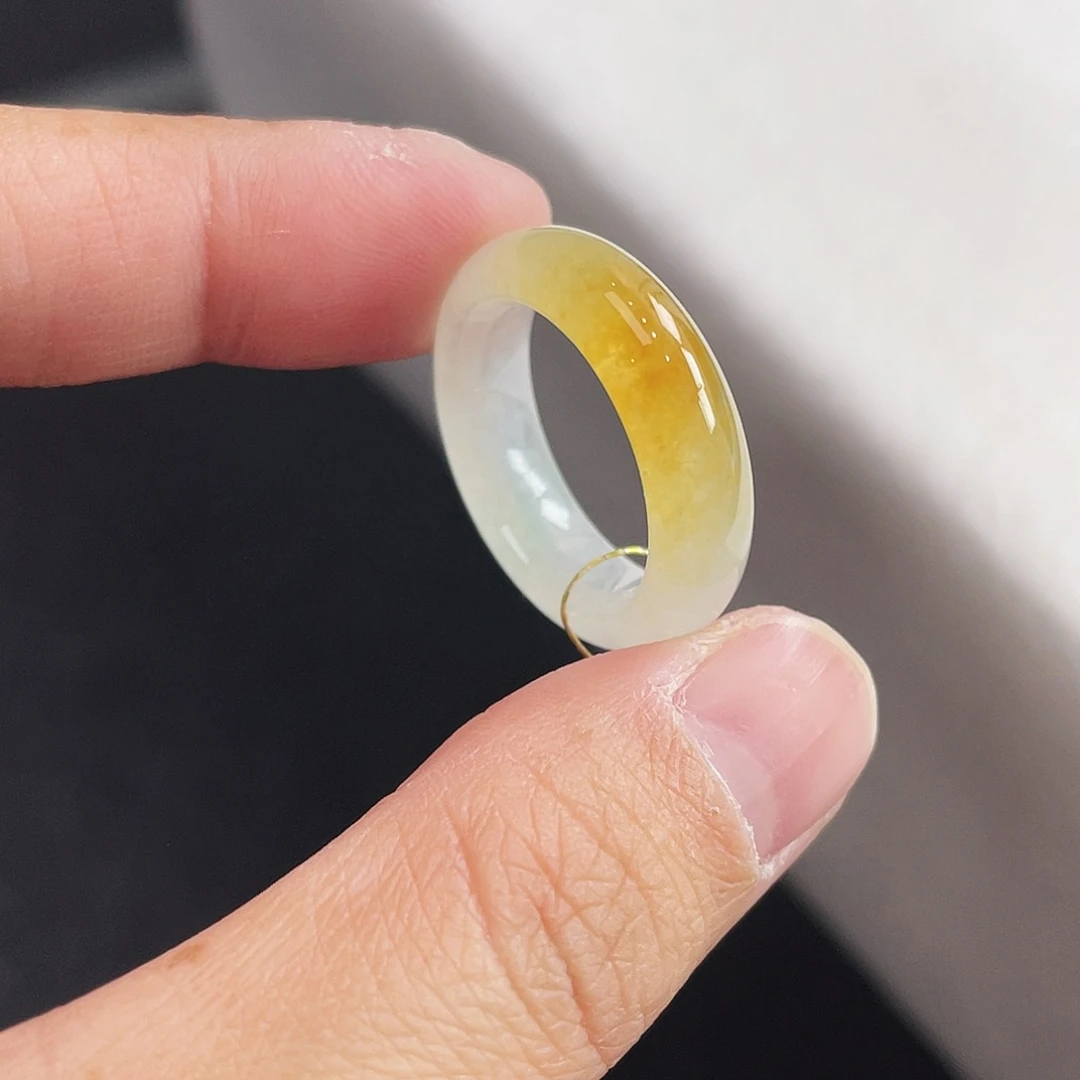 翡翠未镶嵌戒指16号