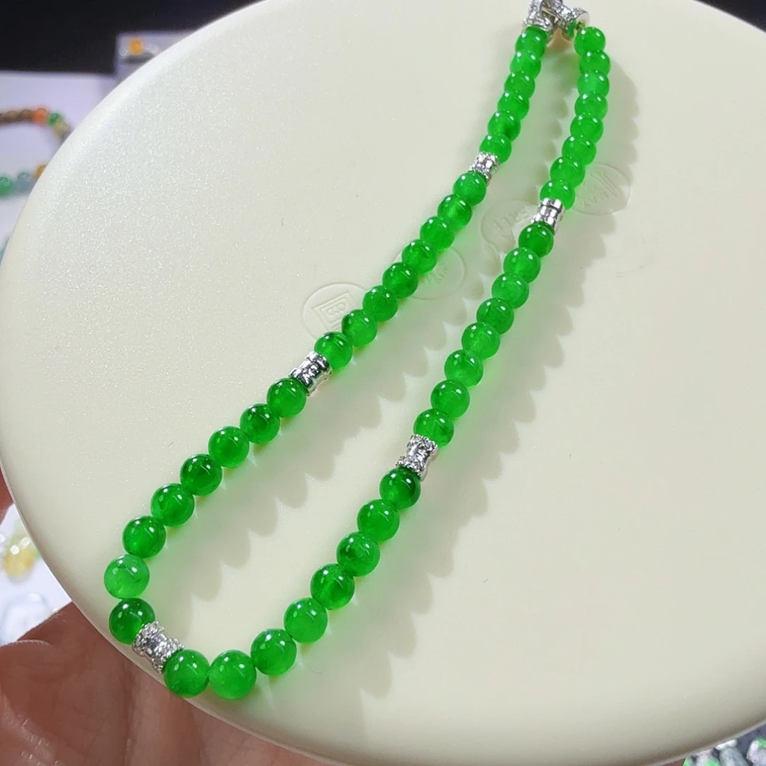 翡翠18K金镶嵌颈饰高冰阳绿满色小米珠卡3.3手串