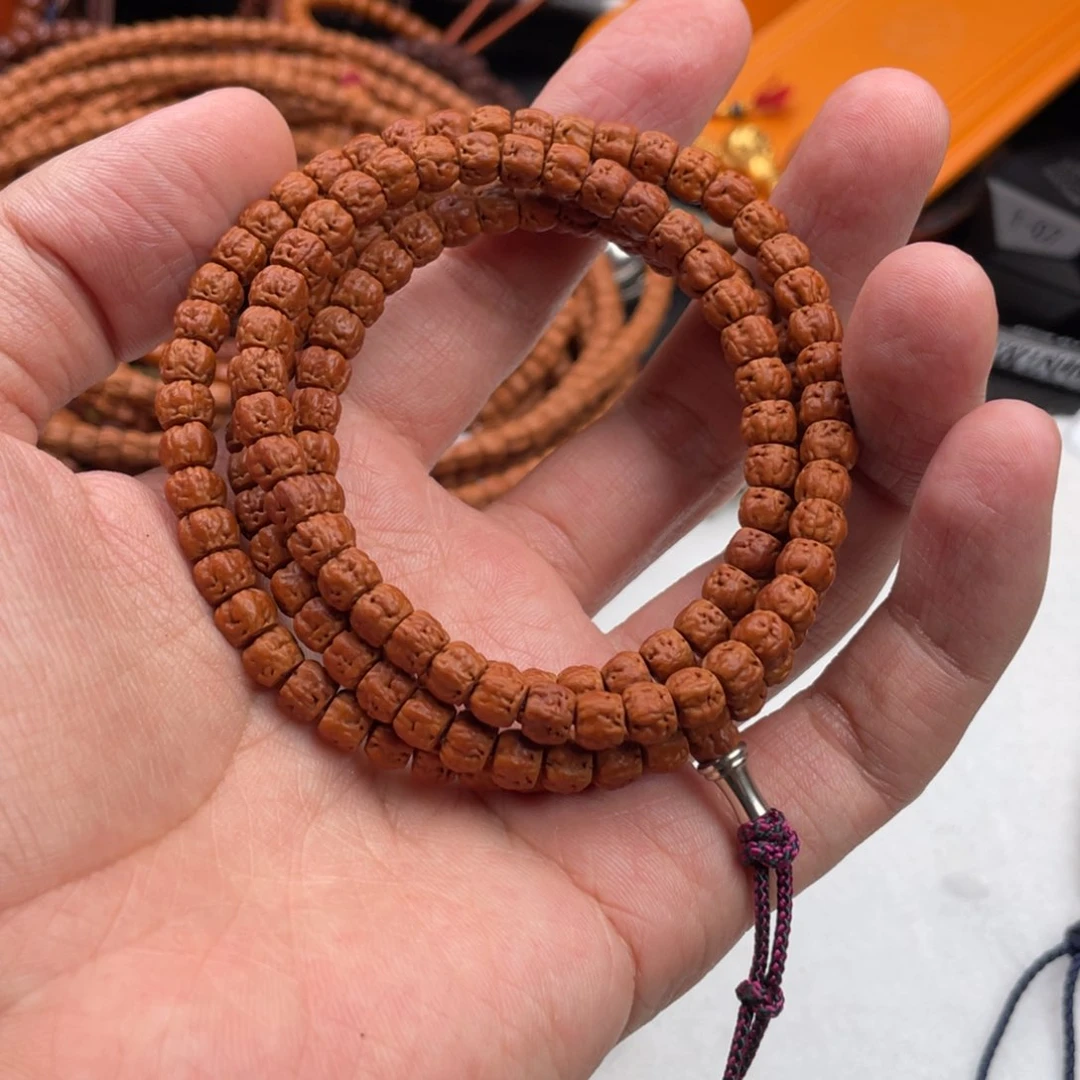 草珠菩提吊坠佛手