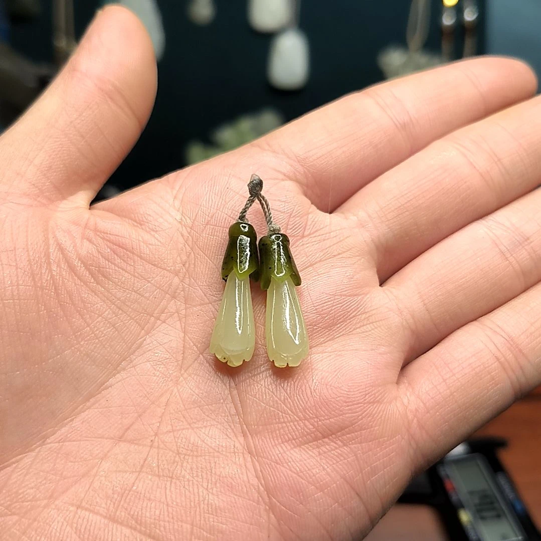 和田玉未镶嵌吊坠(不含链)