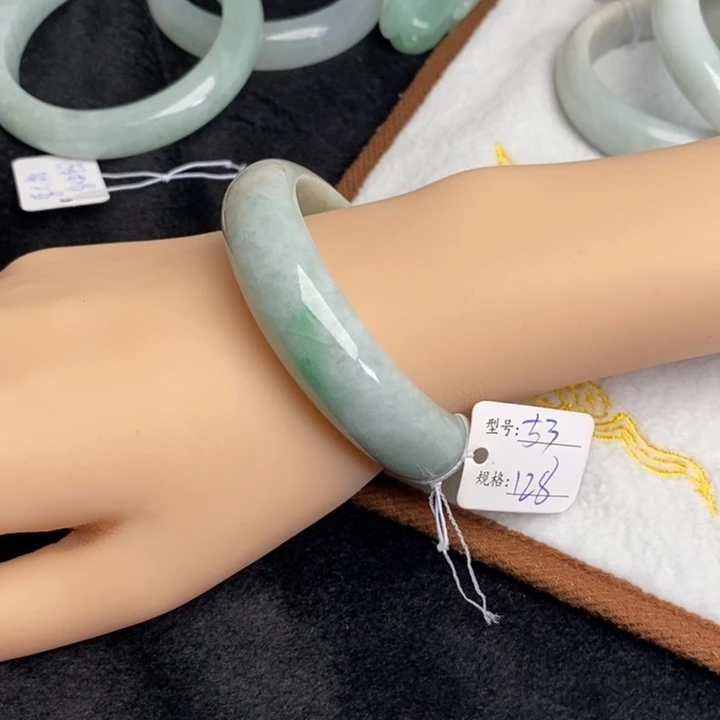 翡翠未镶嵌手镯14689478