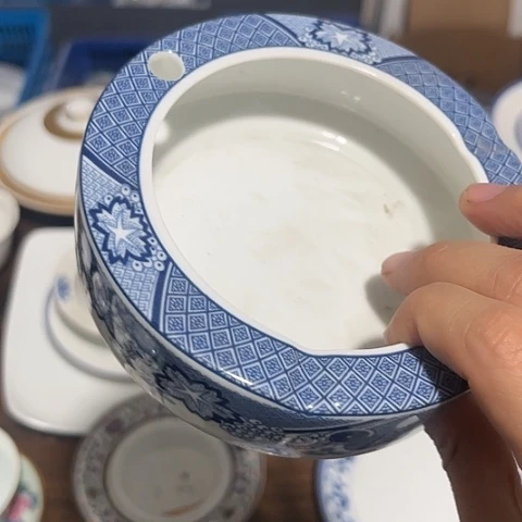 瓷其他烟灰缸一个陶瓷