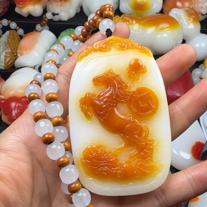 新疆戈壁五彩石金丝