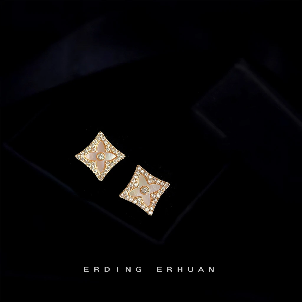 微镶锆石真贝壳镀14K轻奢风高级感方形几何老花耳钉镀14K耳饰工厂