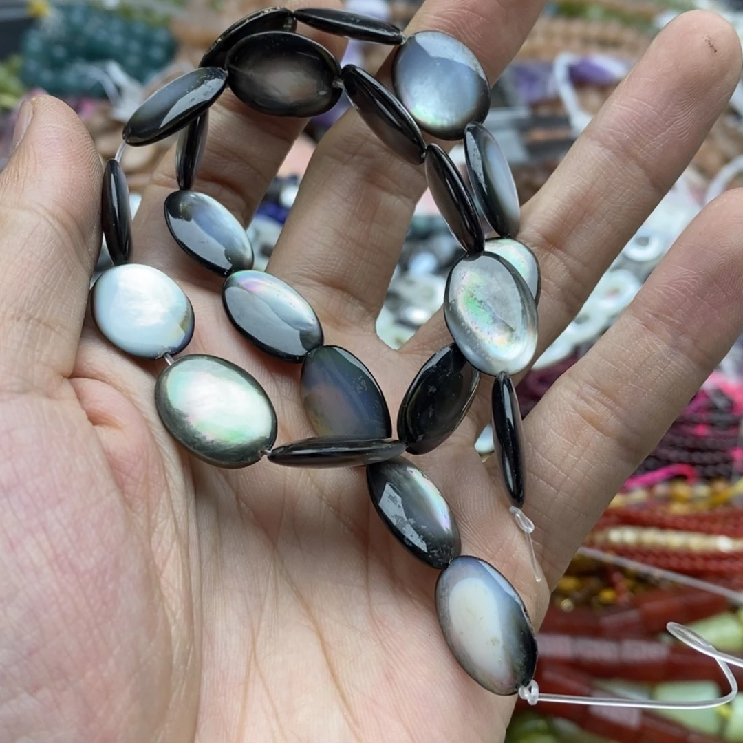 未镶嵌玛瑙/玉髓珠宝半成品三个蝴蝶贝芋圆行13×18mm
