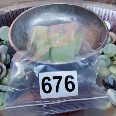 【闪购商品】蛇纹石玉珠宝半成品未镶嵌