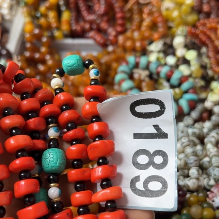 玛瑙/玉髓颈饰未镶嵌无*