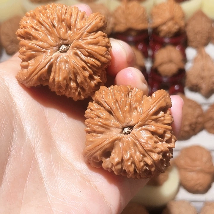 把件文玩核桃南疆石43尺全品