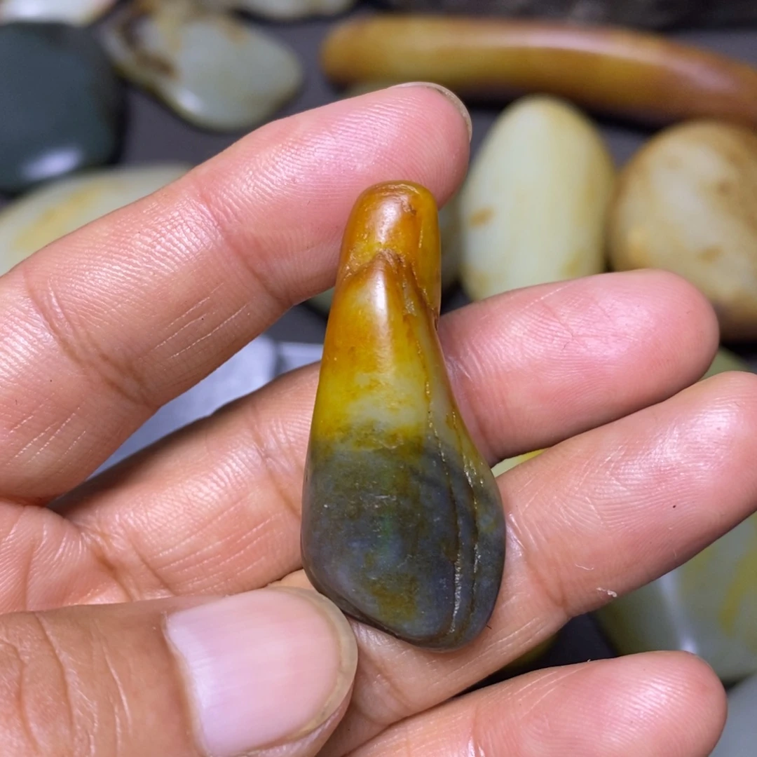 未镶嵌和田玉挂件