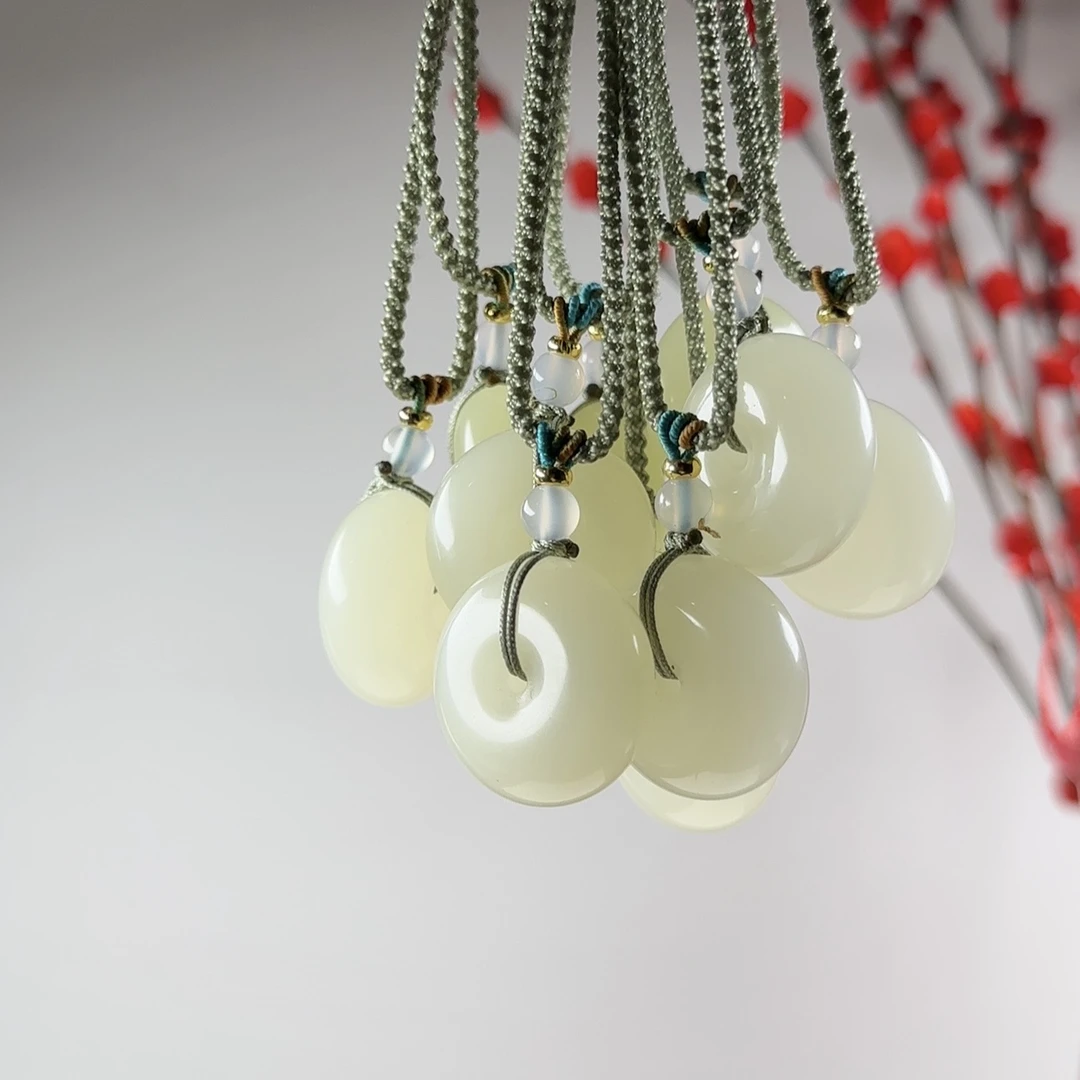 【凯旋专属】青色平安扣吊坠（带绳）多样性发货