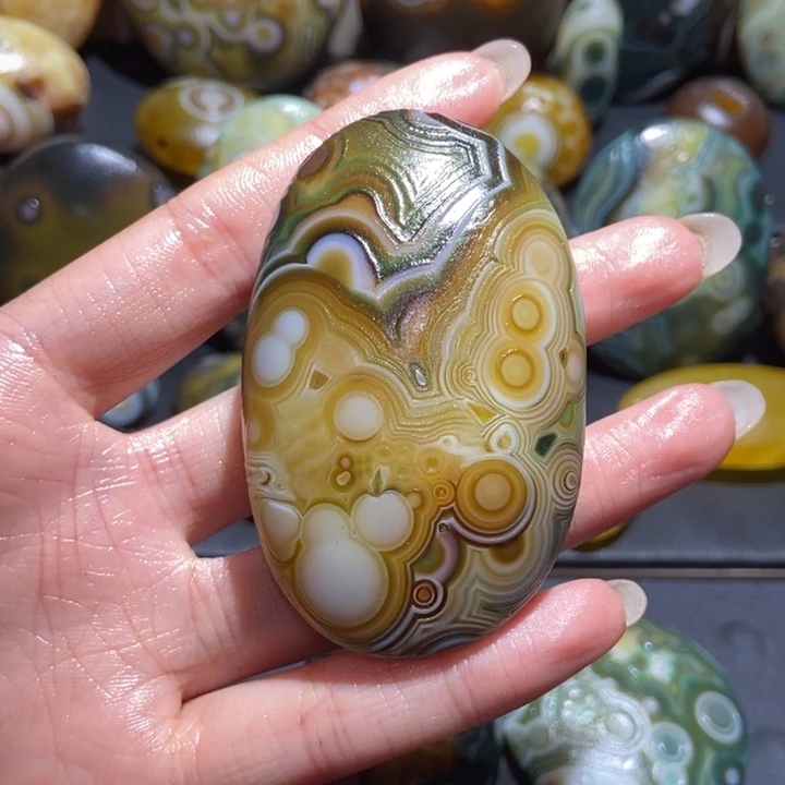 【闪购商品】未镶嵌玛瑙/玉髓珠宝奇石e e