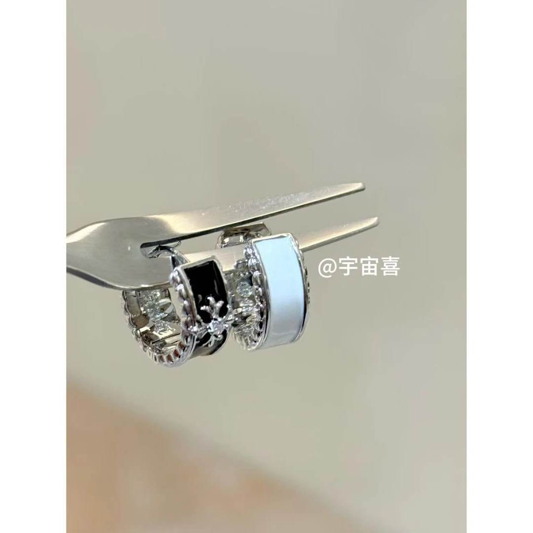 铜合金珐琅耳饰 U4-025 正反黑白珐琅米子花ab面耳扣耳圈