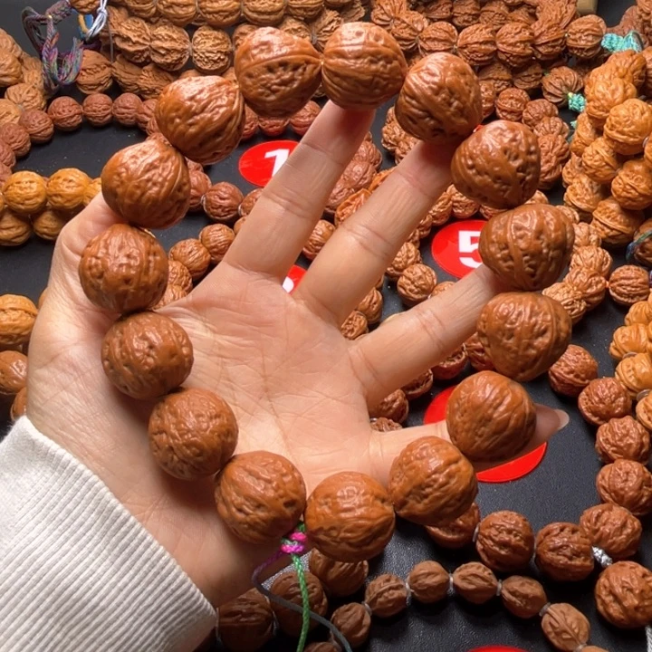 文玩核桃吊坠灯笼