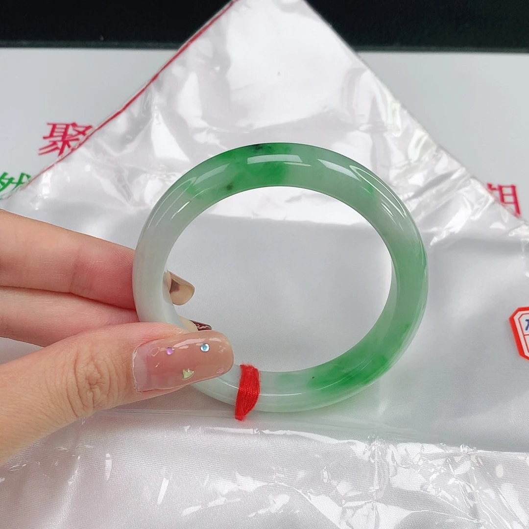未镶嵌手镯翡翠我****！514