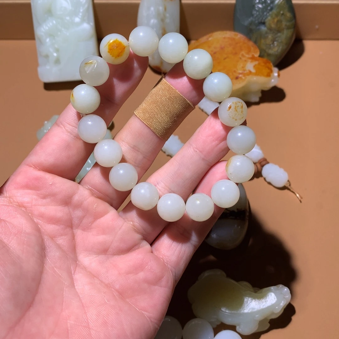 和田玉（糖玉）未镶嵌挂件