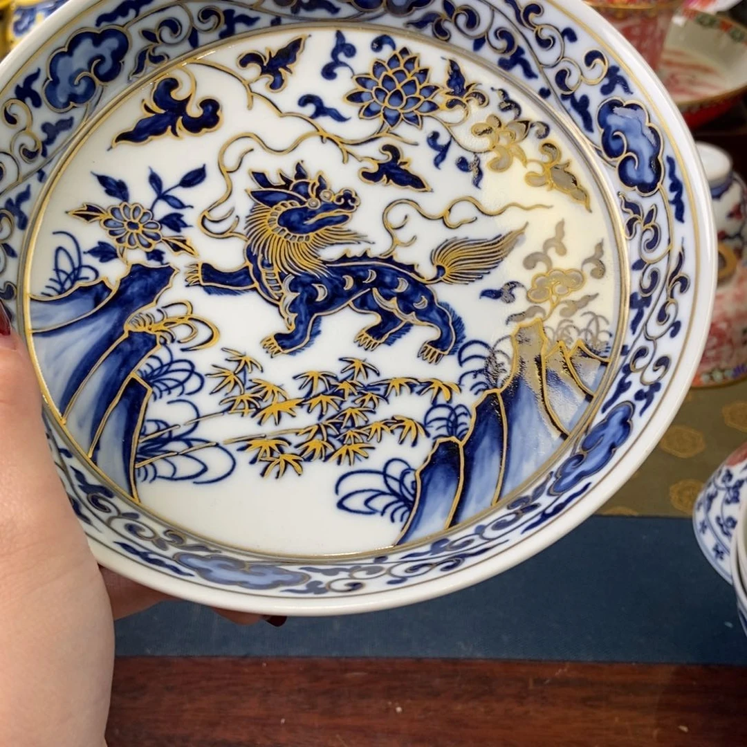 陶瓷艺术家的作品是一种