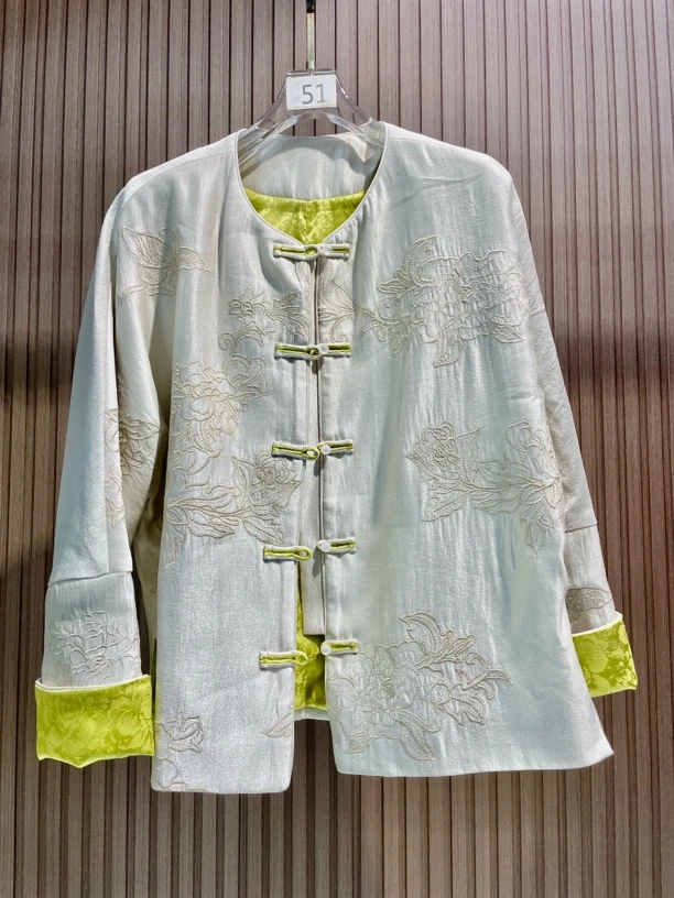 2023国风盘扣外套