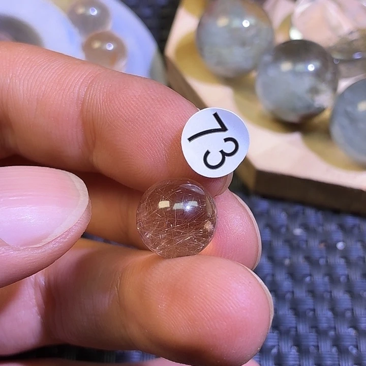 隔***王吊坠(不含链)未镶嵌水晶