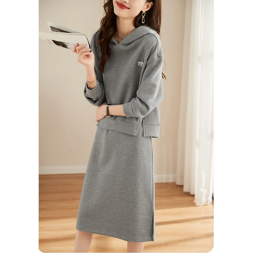 春秋时尚休闲连帽套头卫衣宽松套装洋气减龄半身裙气质两件套装裙