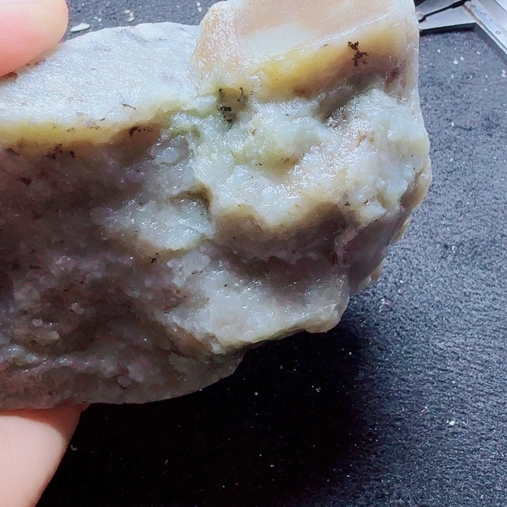 未镶嵌和田玉（糖玉）珠宝半成品