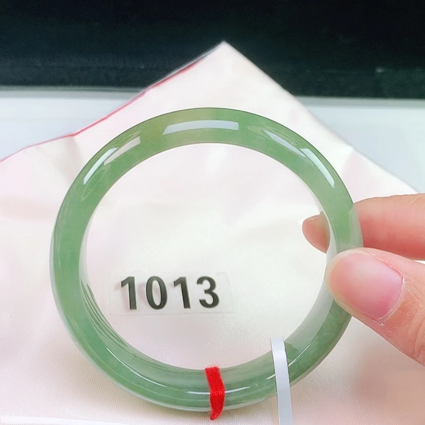 【闪购商品】未镶嵌手镯翡翠