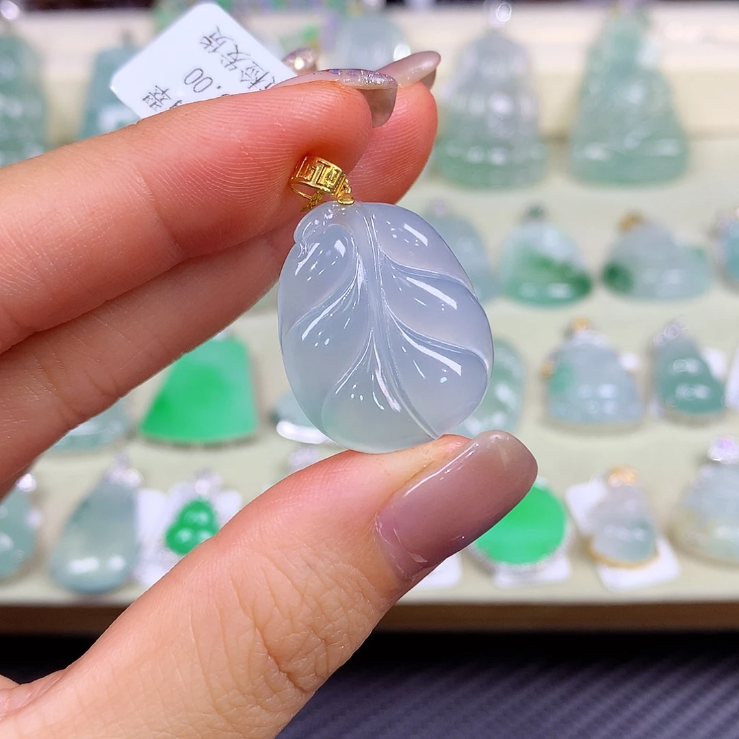 翡翠18K金镶嵌吊坠(不含链)叶子