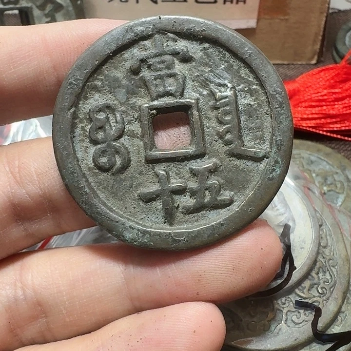 圣***博铜现代工艺品花钱