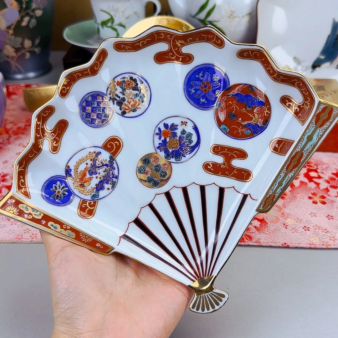 他家茶具瓷器真美！