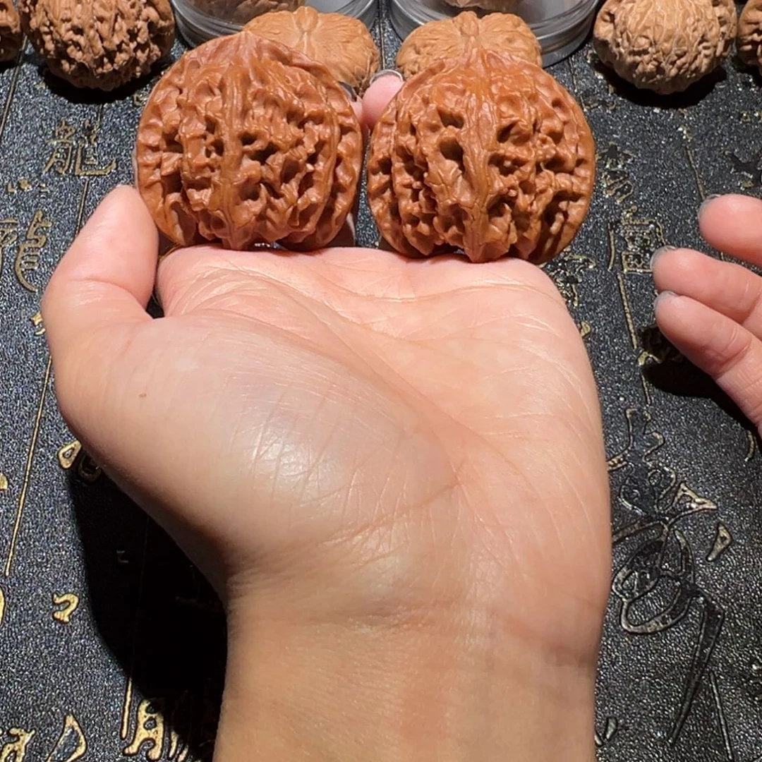 文玩核桃吊坠苹果42.5手把件200