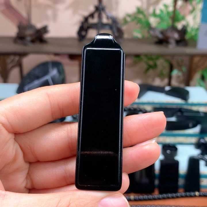 和田玉（青玉）颈饰未镶嵌红*铅