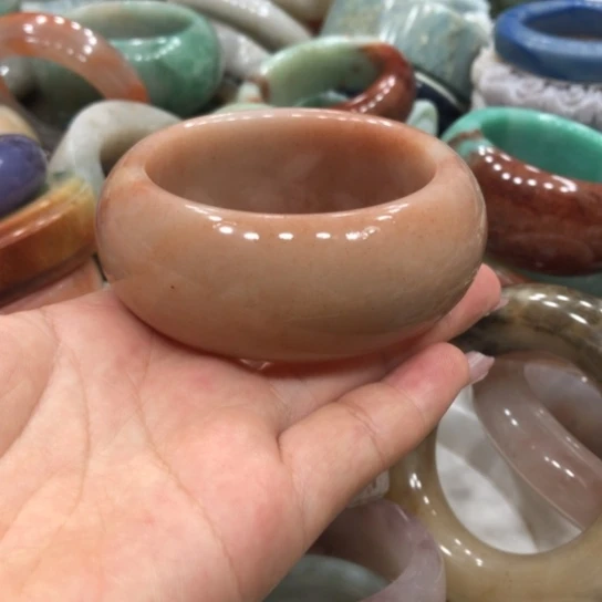 未镶嵌石英质玉珠宝半成品27